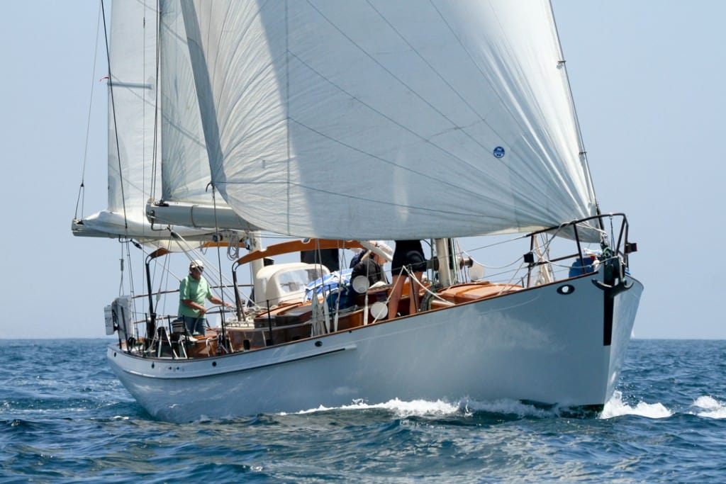 ketch sailing yacht